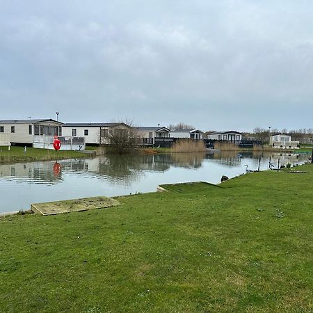 Отель Waterside Ingoldmells S7 Santanavan 4 Экстерьер фото